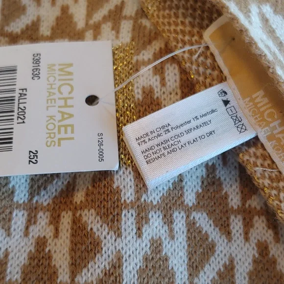 Michael Kors Signature Women's Knit Scarf in Tan & Cream Metallic Accents NWT - Picture 8 of 13